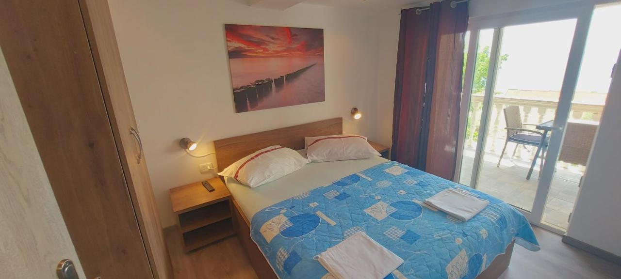 Apartmani Andrija Živogošće Eksteriør billede