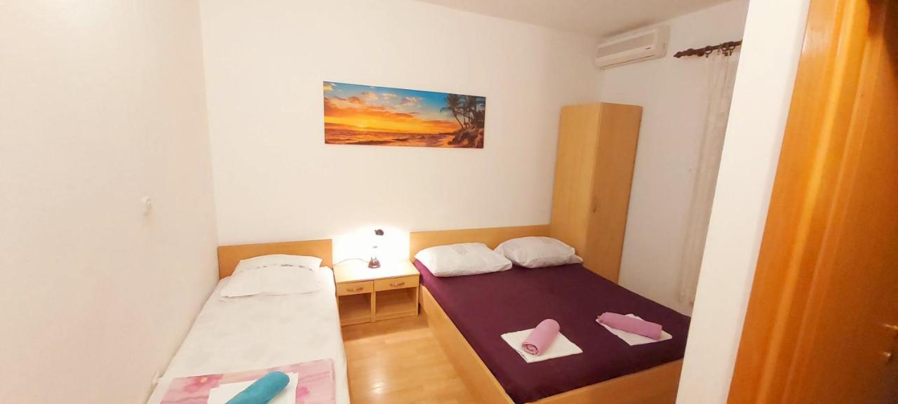 Apartmani Andrija Živogošće Eksteriør billede